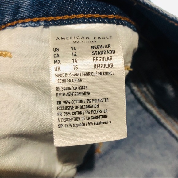 American Eagle Mom Jeans Size 14 Distressed - Picture 4 of 5